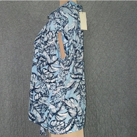 NWT All in Love Top button up shirt Blue size small White Short Sleeve Hawaiian - Picture 6 of 8